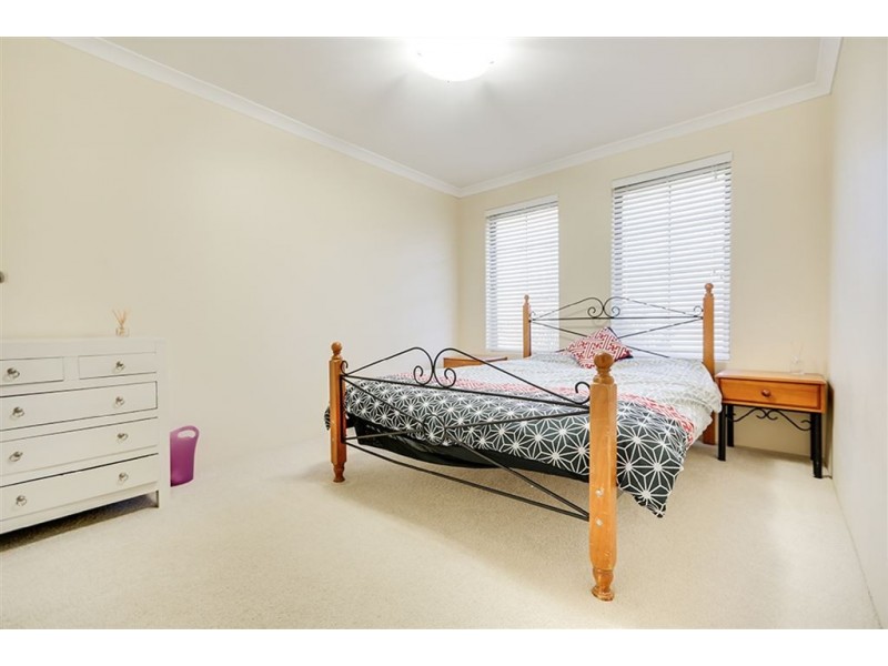 6 Anglesea Way, Madora Bay WA 6210