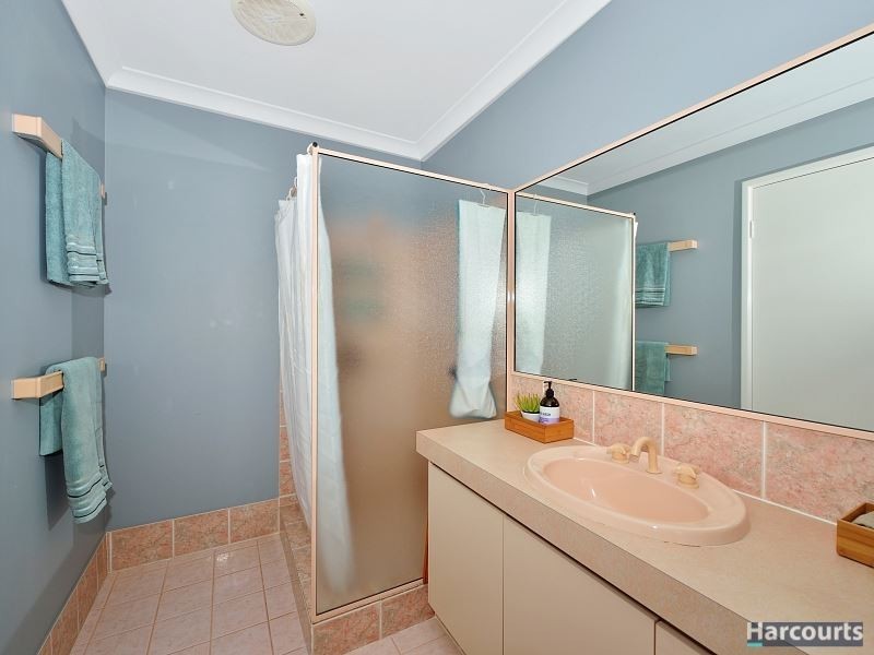 17 Grevillea Rise, Halls Head WA 6210