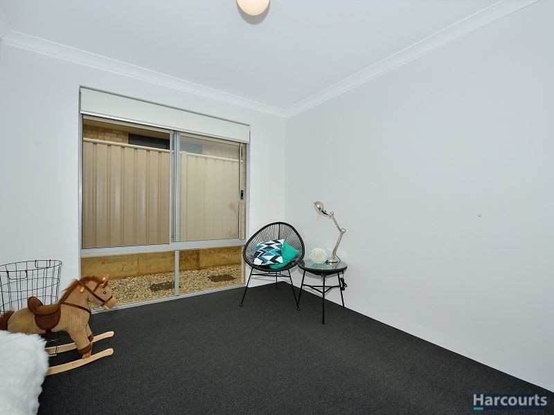 9 Diamante Place, Meadow Springs WA 6210