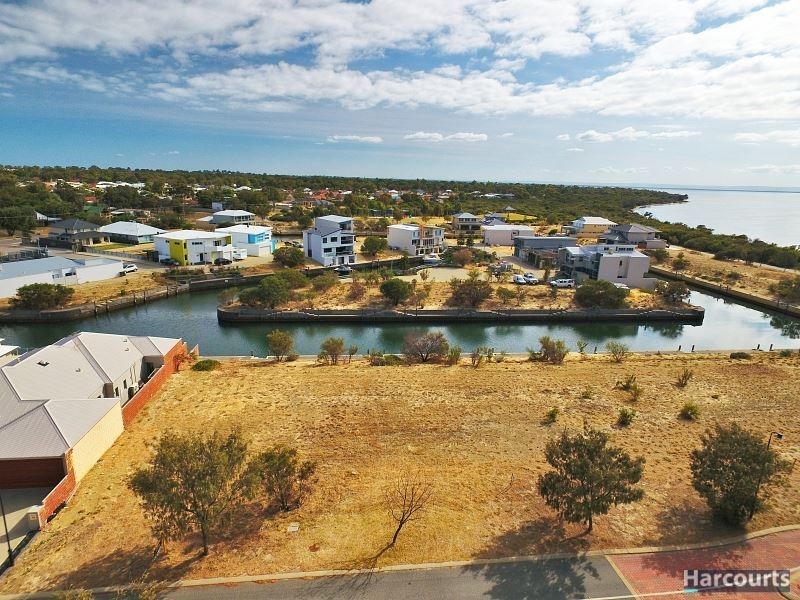 42 Estuary Place, Wannanup WA 6210