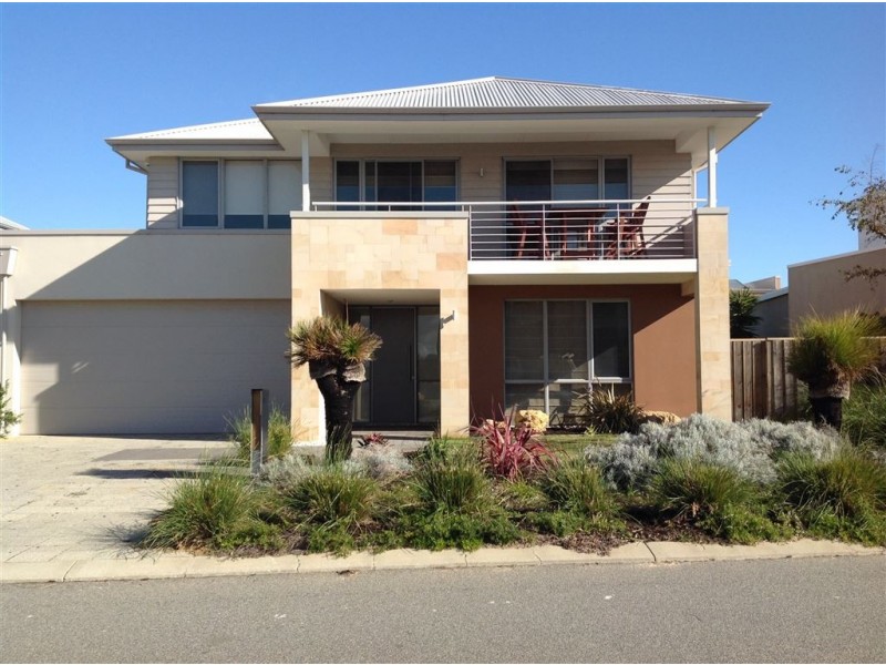 21 Sugarwood Terrace, Halls Head WA 6210
