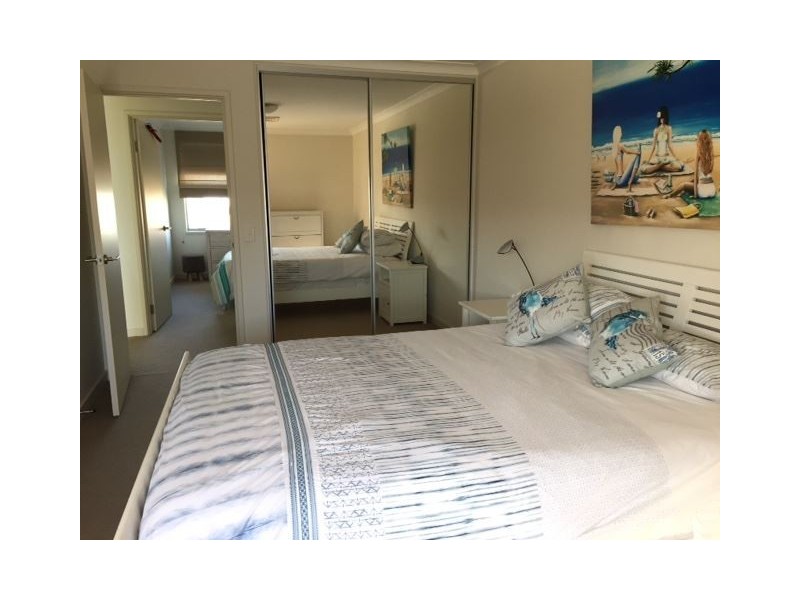 21 Sugarwood Terrace, Halls Head WA 6210