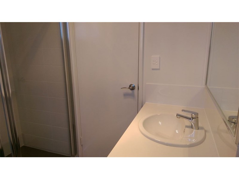 11 Moonee Street, Lakelands WA 6180