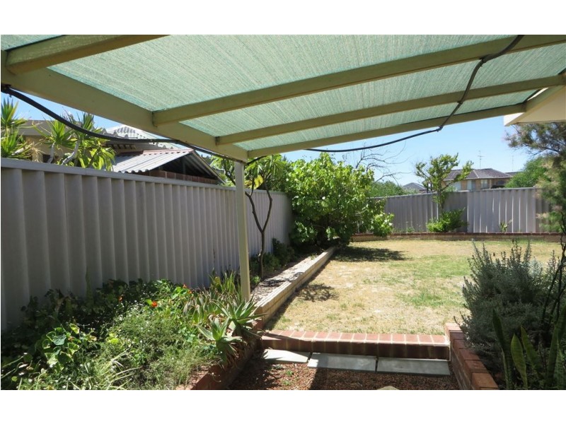 14 Cuvier Place, San Remo WA 6210