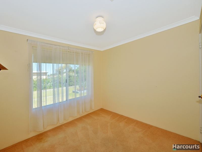 4 Charlotte Court, Madora Bay WA 6210