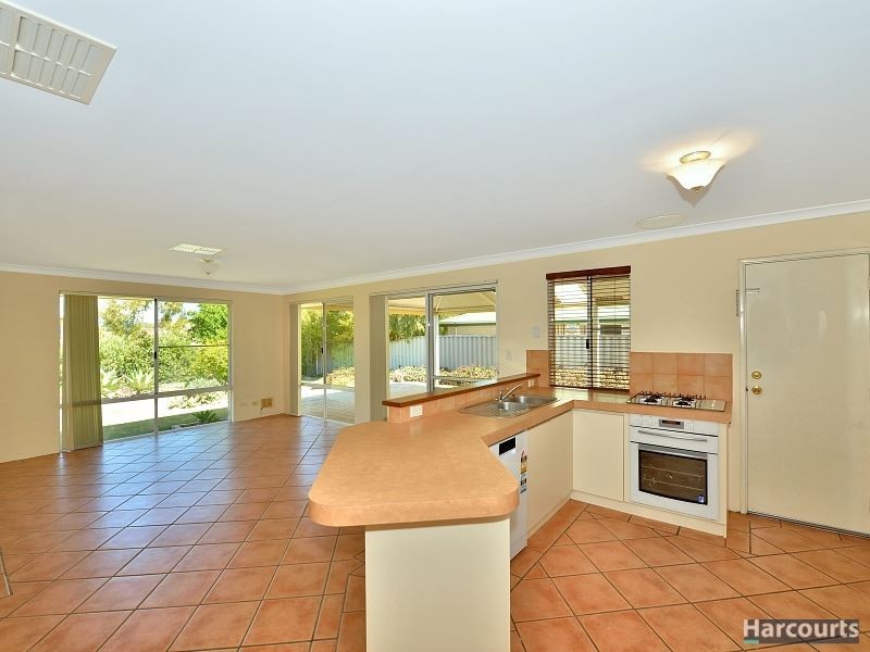 4 Charlotte Court, Madora Bay WA 6210