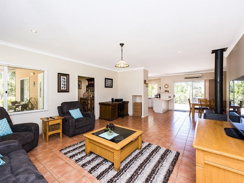 33 Caledonia Close, Herron WA 6211