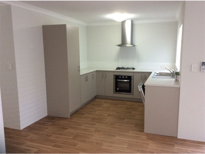 2/21 Fourth Avenue, Mandurah WA 6210