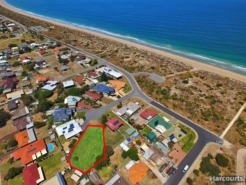 6 Avoca Place, Madora Bay WA 6210