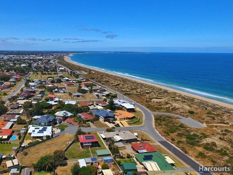 6 Avoca Place, Madora Bay WA 6210