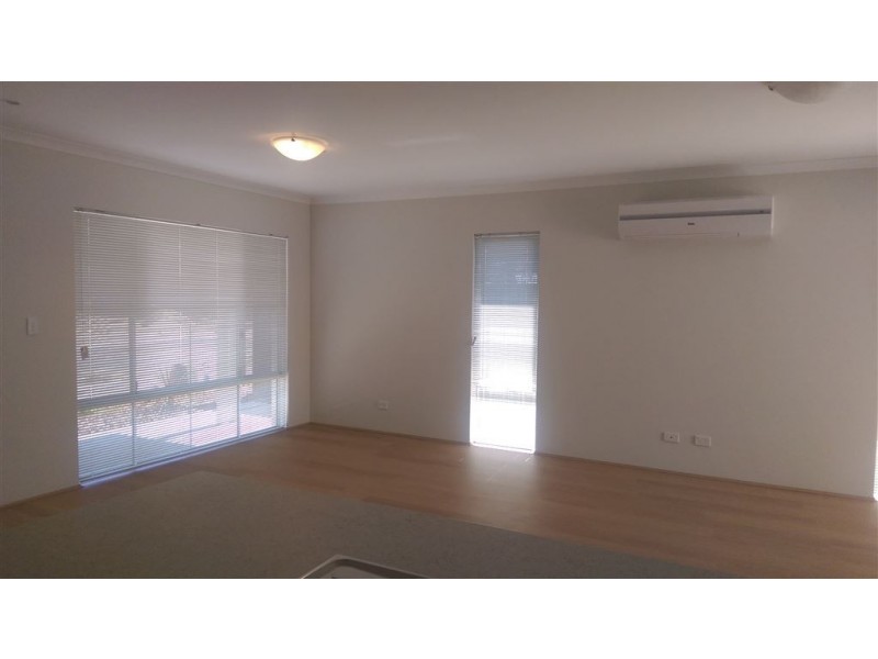 12 Silvereye Way, Erskine WA 6210