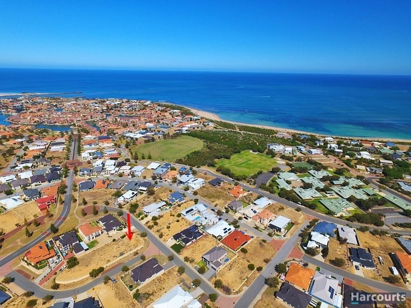 9 Seaview Place, Wannanup WA 6210