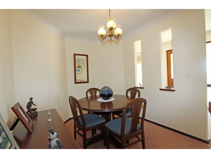 9 Carabeen Place, Halls Head WA 6210