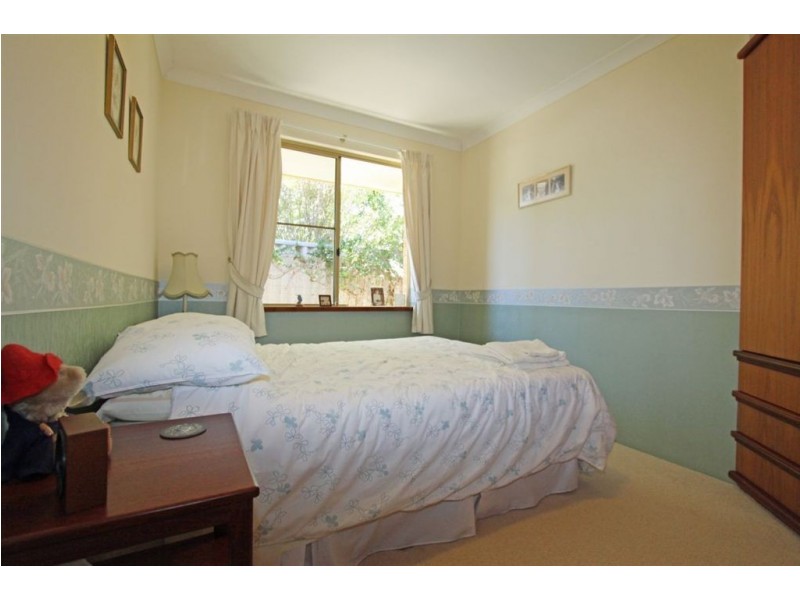 9 Carabeen Place, Halls Head WA 6210