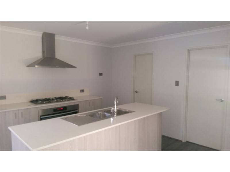 6 Bleu Lane, Karnup WA 6176