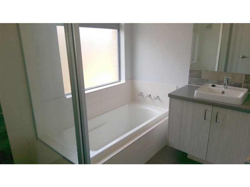 6 Bleu Lane, Karnup WA 6176