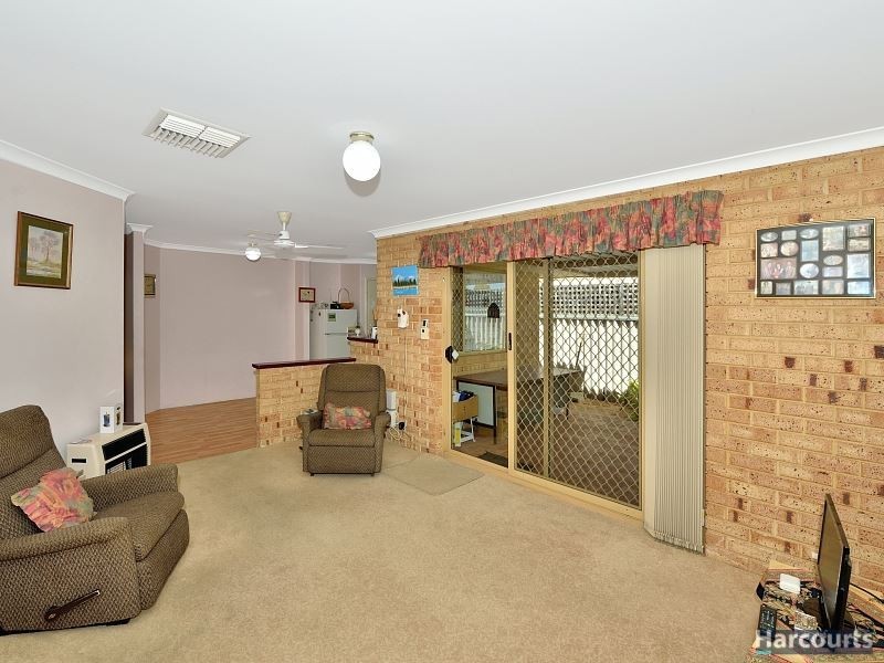 9B Erica Street, Coodanup WA 6210