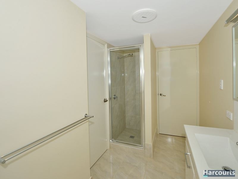 99 Oakleigh Drive, Erskine WA 6210