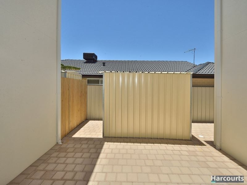 99 Oakleigh Drive, Erskine WA 6210