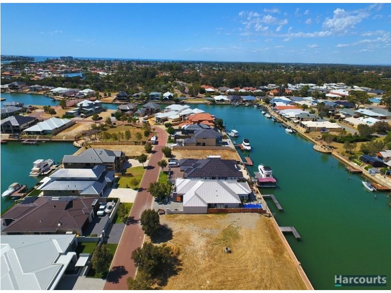 33 Erins Isle, Dudley Park WA 6210