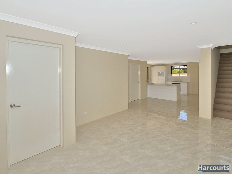 19 Bushlark Turn, Erskine WA 6210