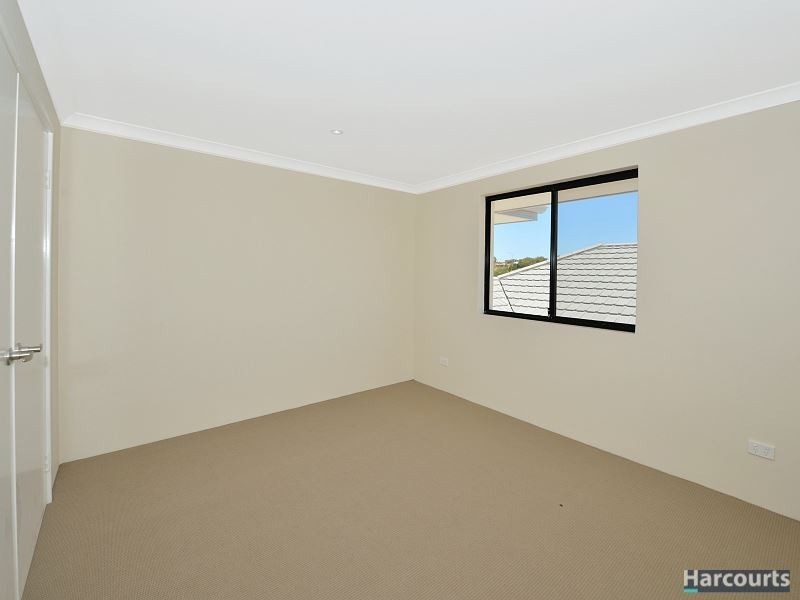 19 Bushlark Turn, Erskine WA 6210