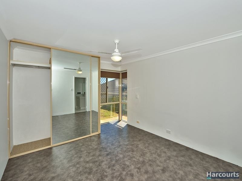 18 Jacana Way, Halls Head WA 6210