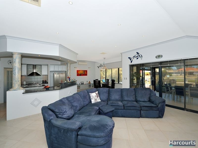 5 Park Way, South Yunderup WA 6208