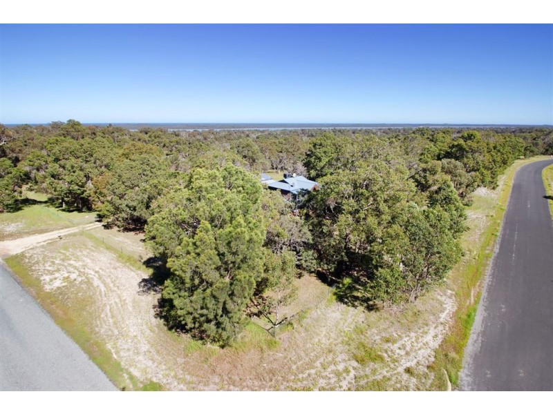 90 Dunkeld Drive, Herron WA 6211