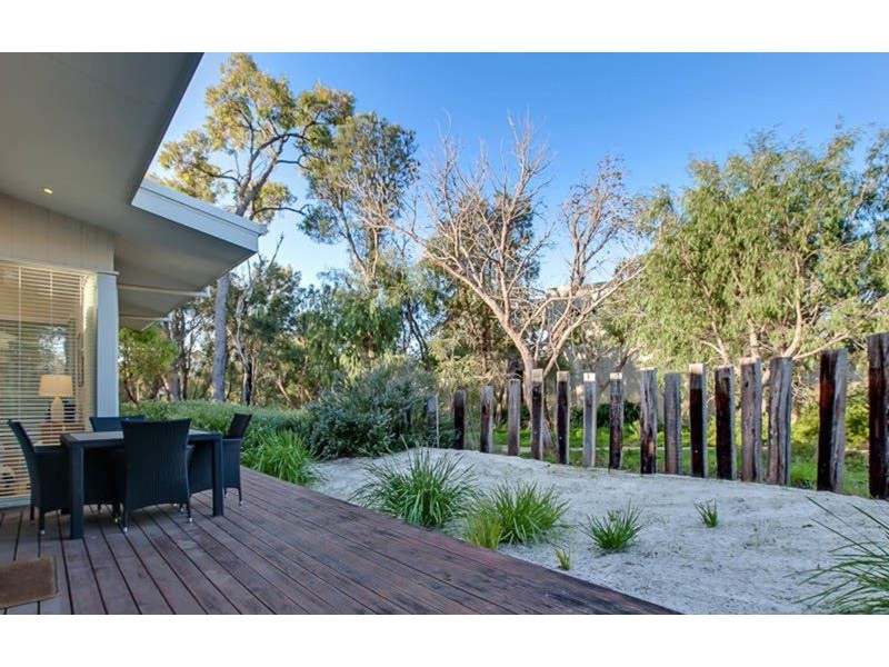 7 Cassowary Crescent, Mandurah WA 6210