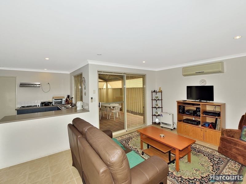 2/6 Day Road, Mandurah WA 6210