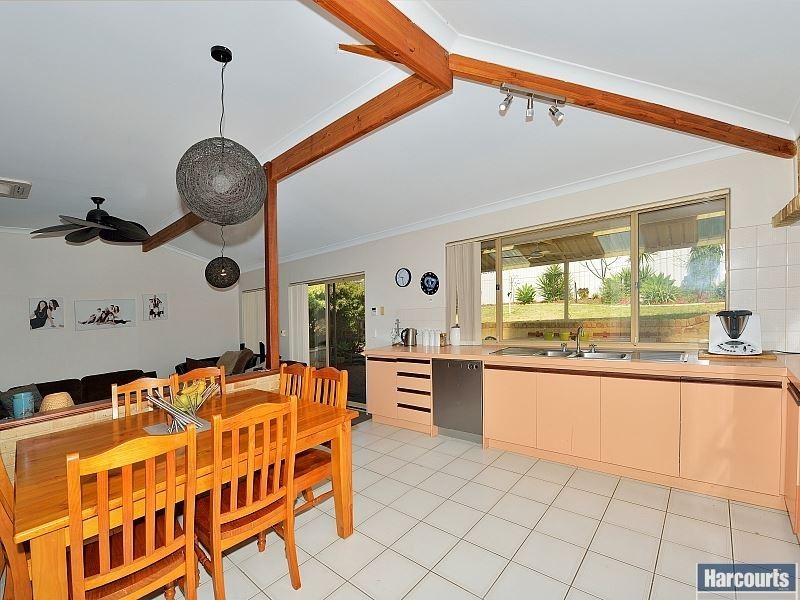 7 Sage Court, Halls Head WA 6210