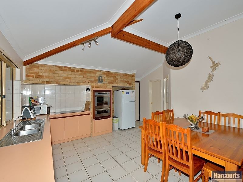 7 Sage Court, Halls Head WA 6210