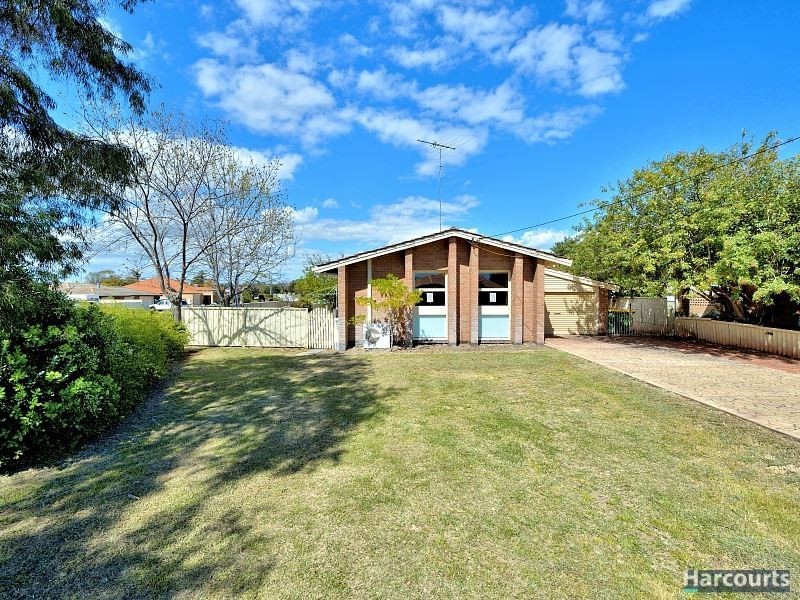 9 Leigh Street, Dudley Park WA 6210