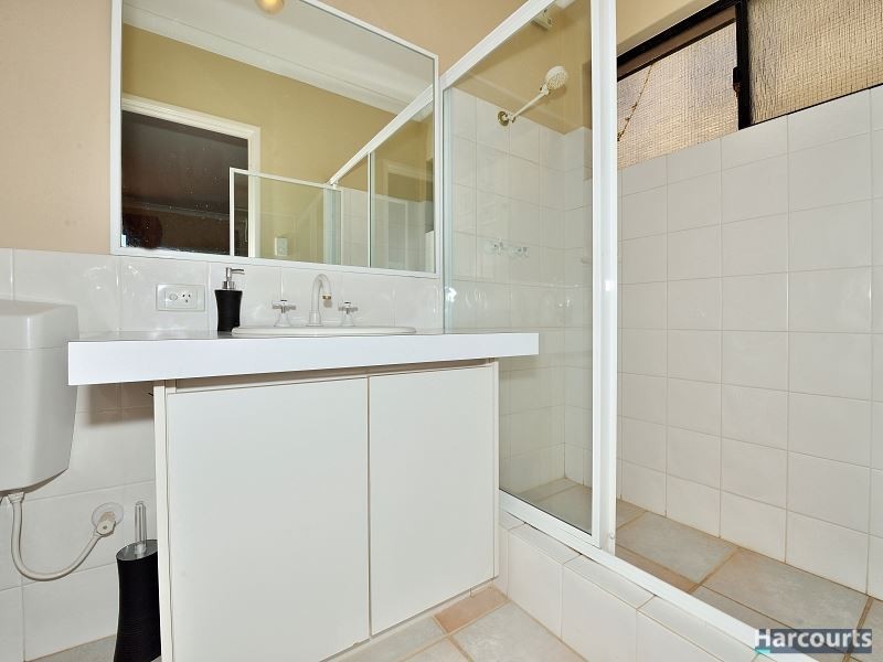 50 Waterside Drive, Dudley Park WA 6210