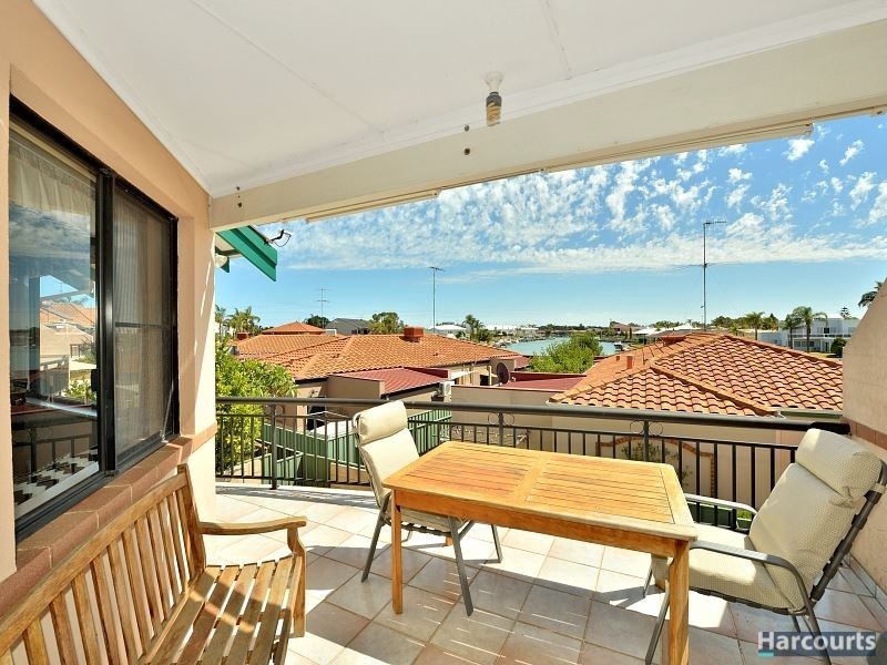 50 Waterside Drive, Dudley Park WA 6210