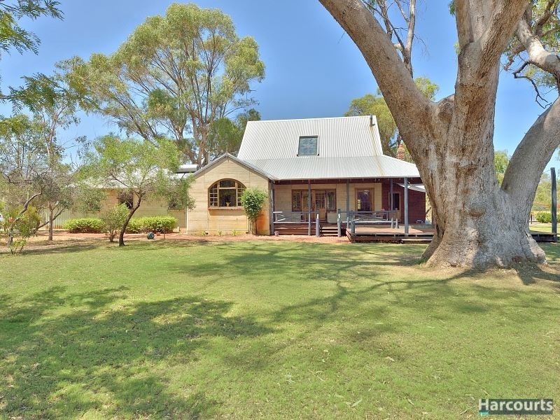 44 Serpentine Way, Stake Hill WA 6181