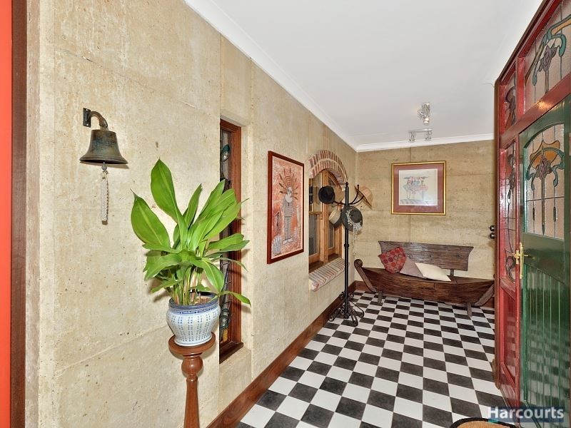 44 Serpentine Way, Stake Hill WA 6181