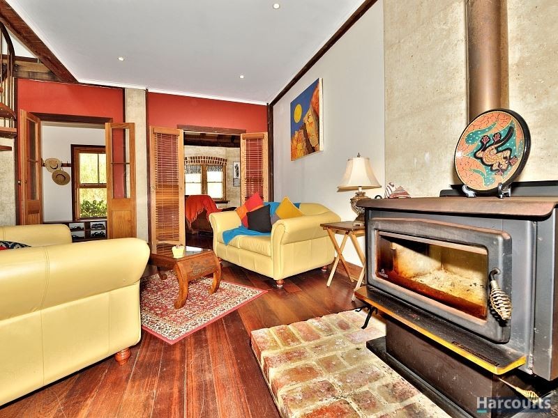 44 Serpentine Way, Stake Hill WA 6181