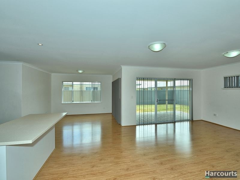 19 Vaucluse Way, Coodanup WA 6210