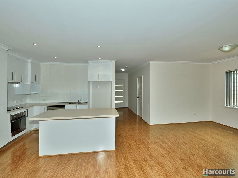 19 Vaucluse Way, Coodanup WA 6210