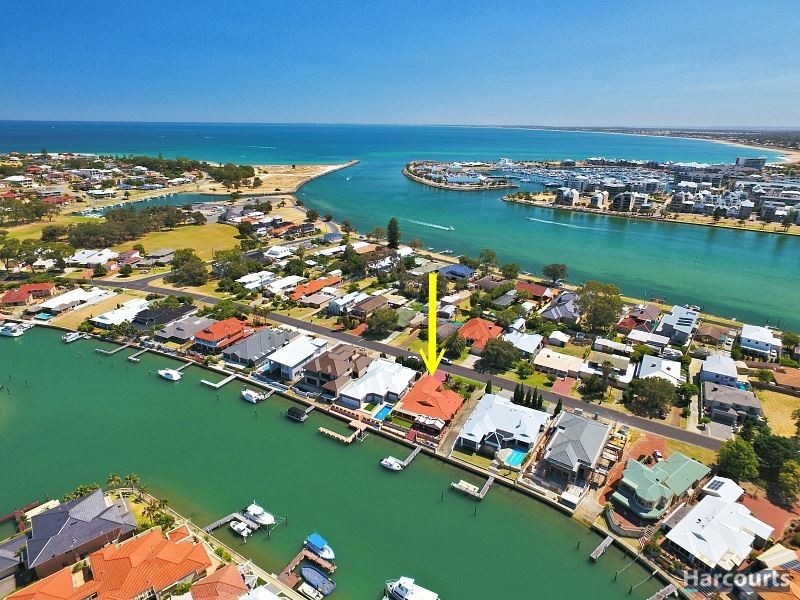 9 Leighton Road East, Halls Head WA 6210