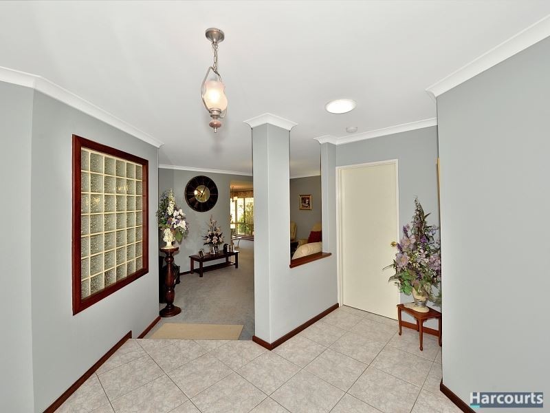 9 Leighton Road East, Halls Head WA 6210