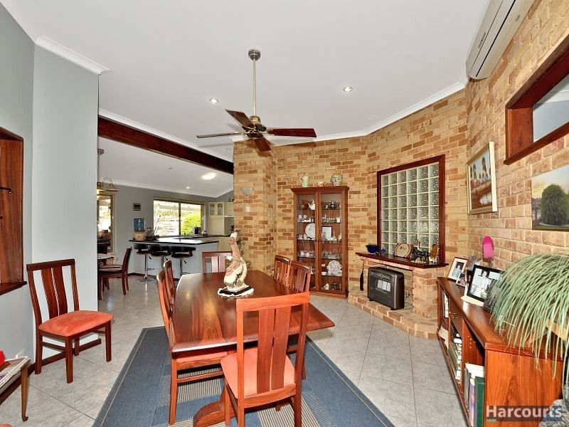 9 Leighton Road East, Halls Head WA 6210