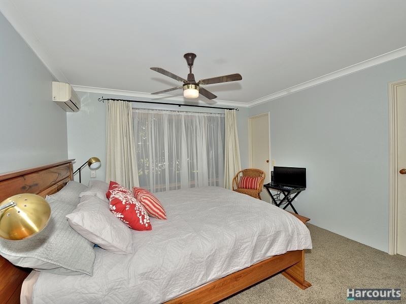 2 Magnolia Rise, Halls Head WA 6210