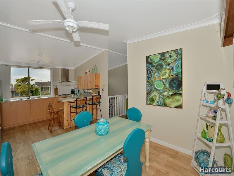 6 Lindley Road, Halls Head WA 6210