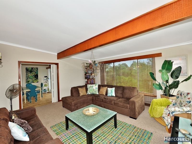 6 Lindley Road, Halls Head WA 6210