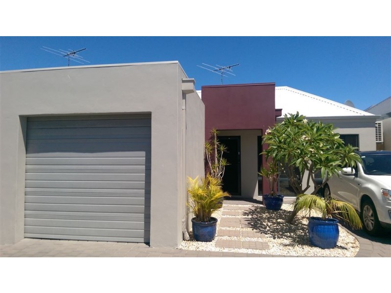 9/15 Creery Street, Dudley Park WA 6210