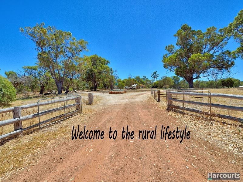 81 Armstrong Hills Drive, Lake Clifton WA 6215