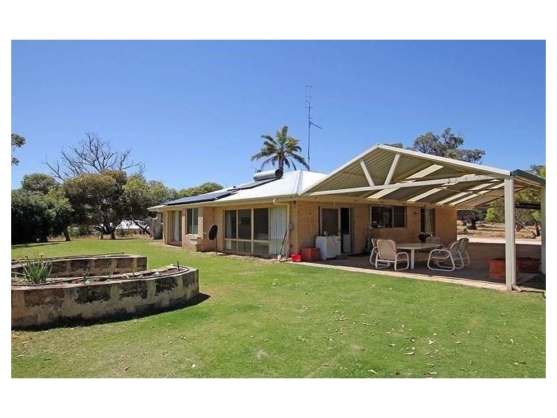 81 Armstrong Hills Drive, Lake Clifton WA 6215